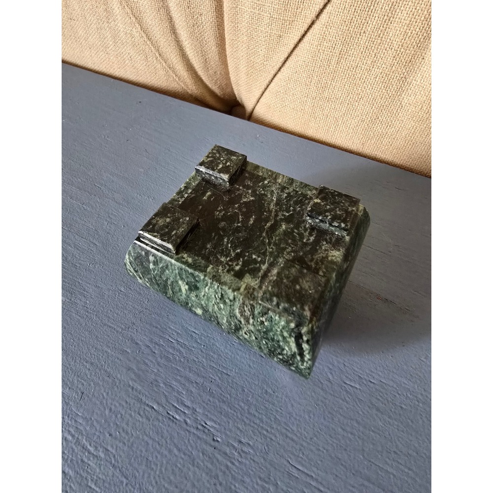 Vintage Green Serpentine Stone Jewelry Box – Marble Trinket Casket w/ Metal Lid - Picture 5 of 5